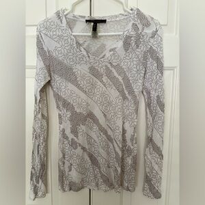 BCBGMaxAzria White and Gray Floral Print Long Sleeve Top Size M